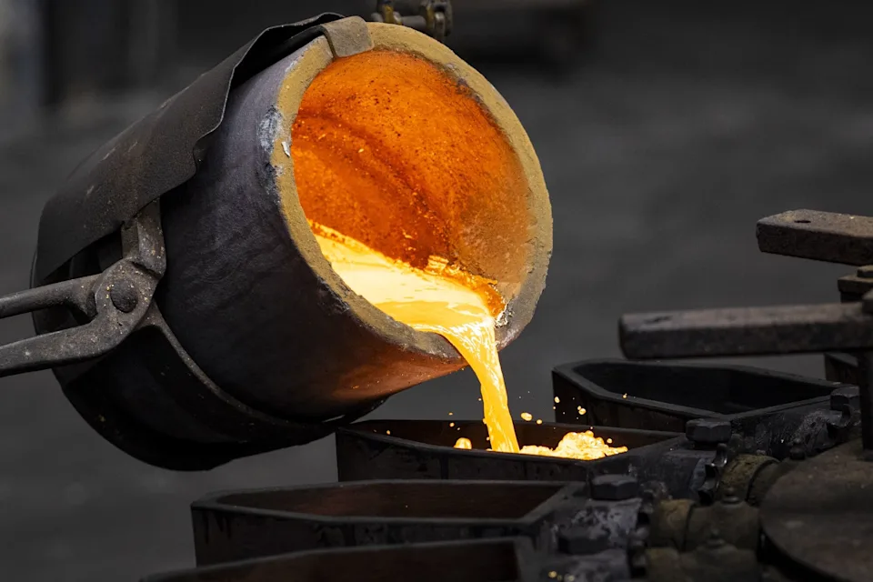 Gold Holds Near Three-Month High as Debasement Trade Returns.