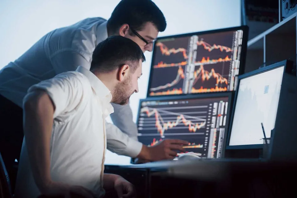 nebius-stock-sold-off-on-meta-s-data-center-news-buy-the-dip