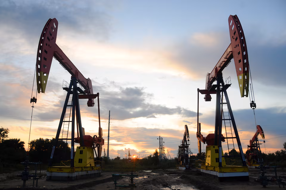 Oil heads for weekly gain as Middle East supply risks persist.