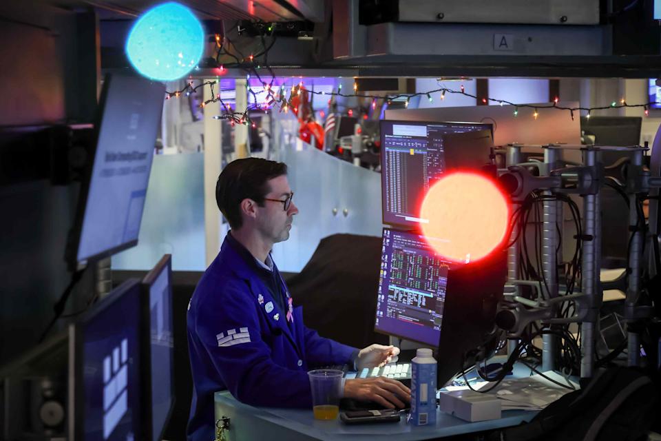 Montage Technology plans up to $1 billion Hong Kong share sale in January, sources say.