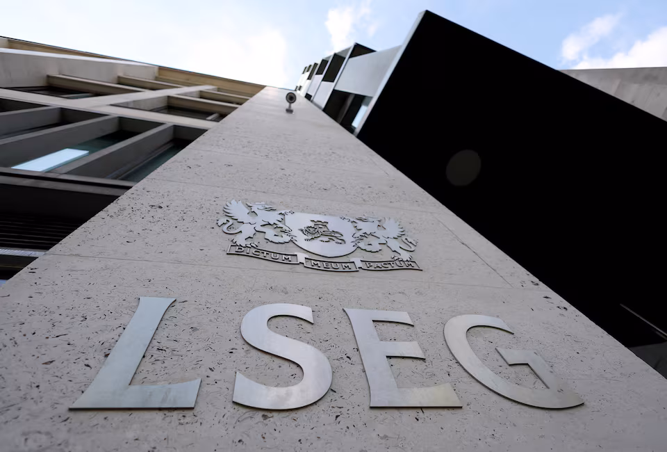 European shares resilient, oil edges up after fresh Iran-US strikes.
