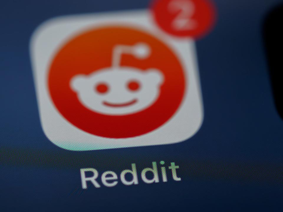 Reddit, Inc. (RDDT) a Moderate Buy, Analysts See 81% Upside.