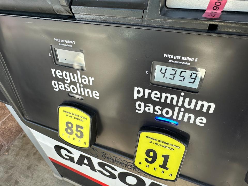 US gas prices top $4 a gallon for first time since 2022 as Iran war drags on.