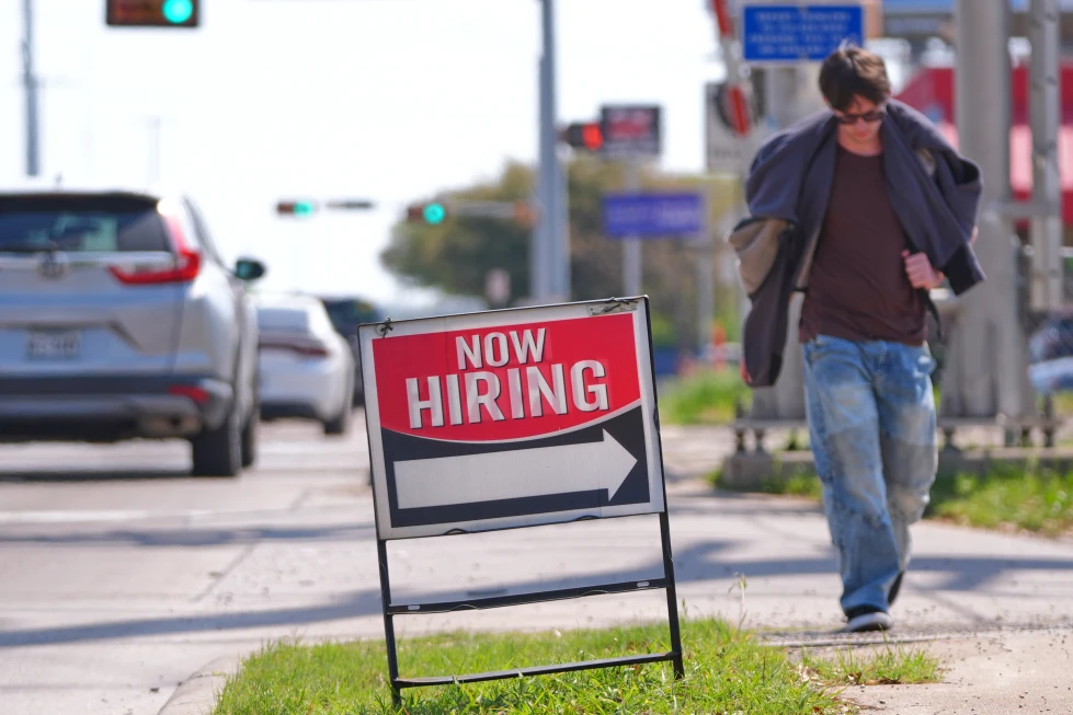 March jobs report to show updated view of fragile labor market as war unfolded.