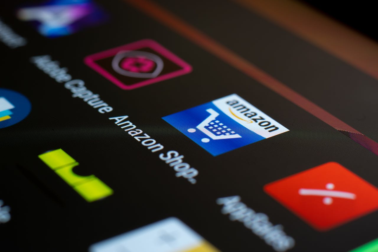 Amazon considers another multibillion-dollar investment in Anthropic, FT reports.