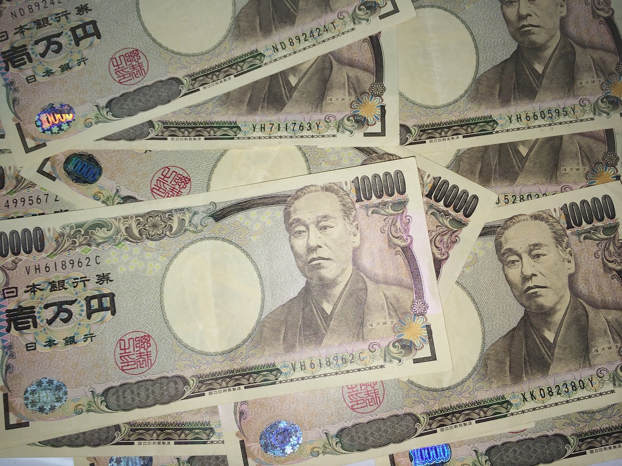 Yen Slides More Than 1% to Weakest Since July on Ueda Comments