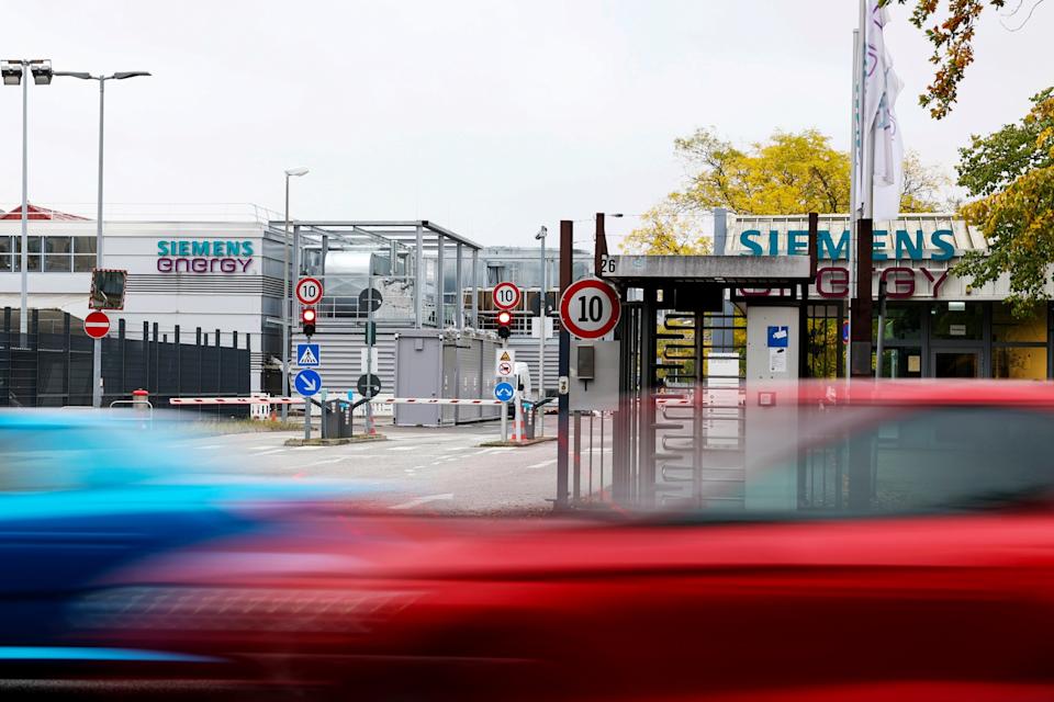 Europe’s AI Standout Siemens Energy Nears €100 Billion Value.