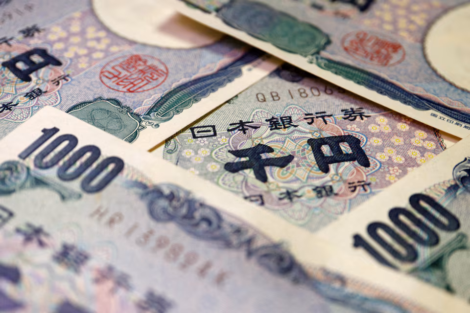 Yen volatile as rate check speculation swirls, dollar set for steep weekly drop.