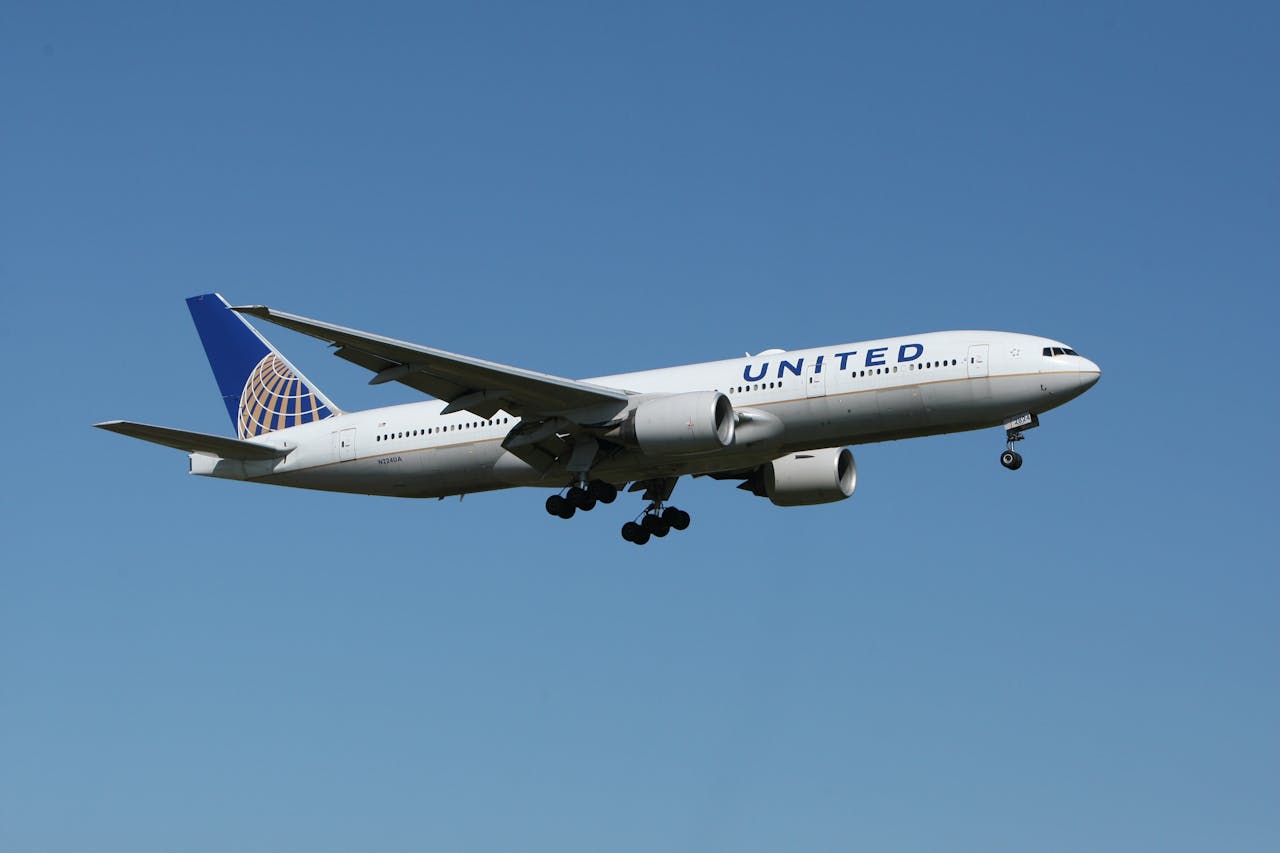 United Airlines Posts Stronger-Than-Expected Results, Upbeat Outlook